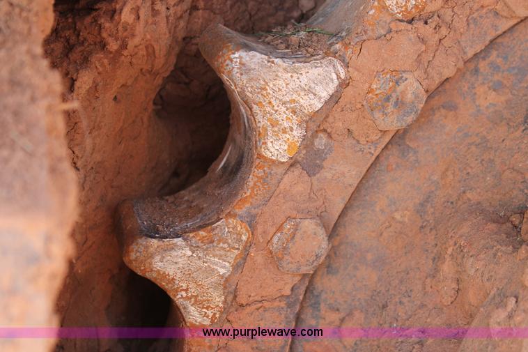 image for item I1549 2001 Komatsu PC200LC-6LE excavator