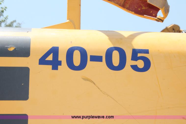 image for item I1549 2001 Komatsu PC200LC-6LE excavator