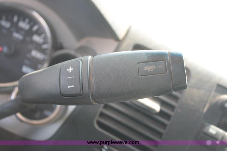 image for item I1551 2011 Chevrolet Silverado 2500HD Ext. Cab pickup truck