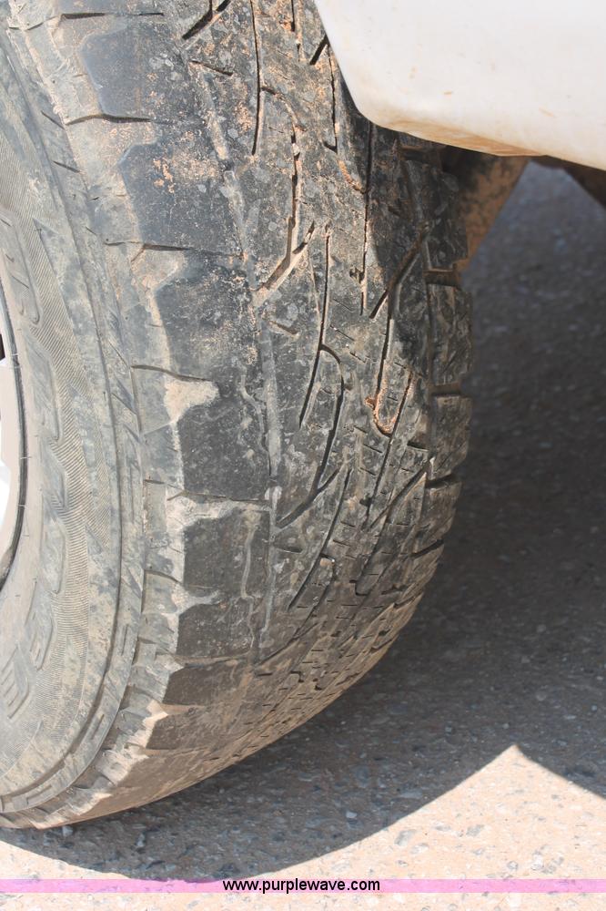 image for item I1551 2011 Chevrolet Silverado 2500HD Ext. Cab pickup truck