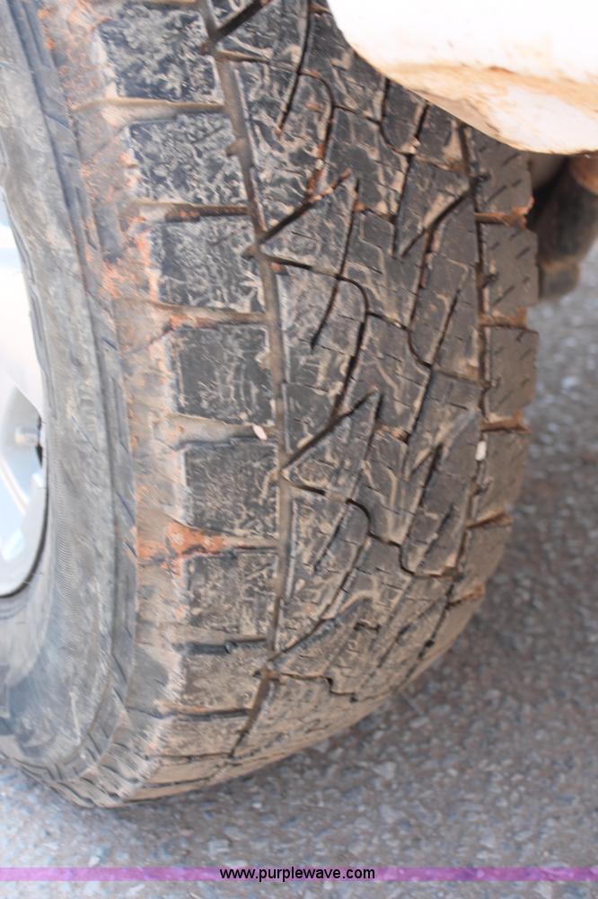 image for item I1551 2011 Chevrolet Silverado 2500HD Ext. Cab pickup truck