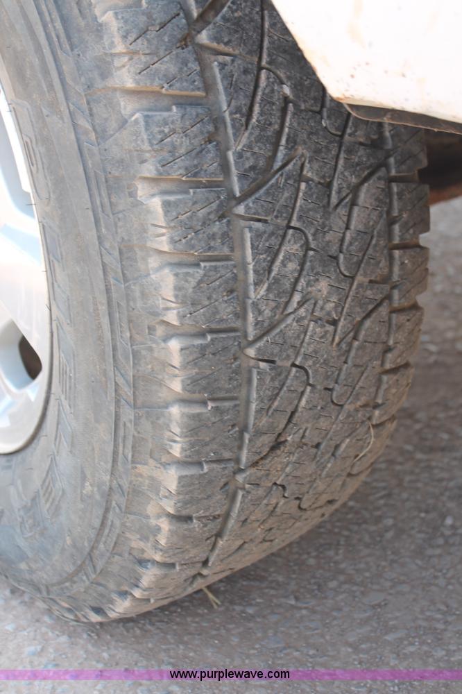 image for item I1551 2011 Chevrolet Silverado 2500HD Ext. Cab pickup truck