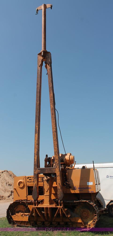 image for item I1553 Case 1450 pipelayer