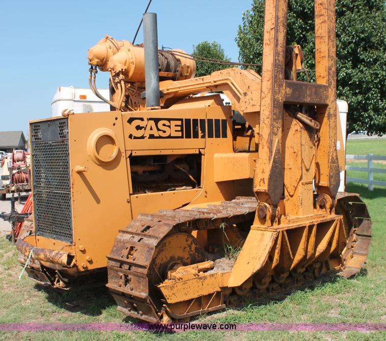 image for item I1553 Case 1450 pipelayer