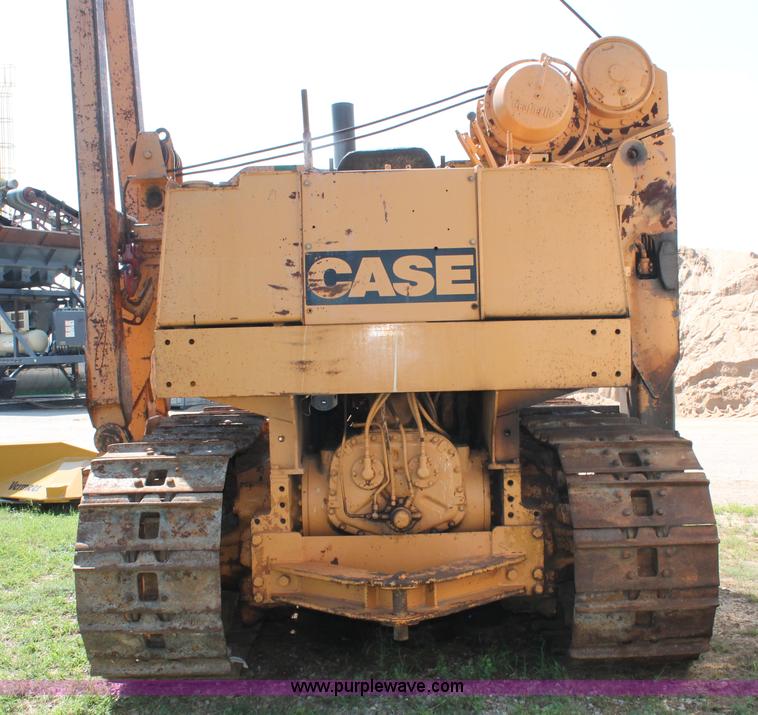 image for item I1553 Case 1450 pipelayer