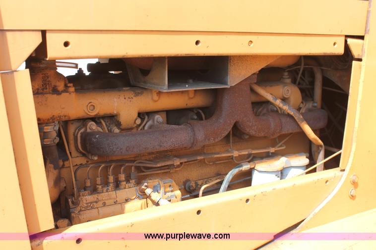 image for item I1553 Case 1450 pipelayer