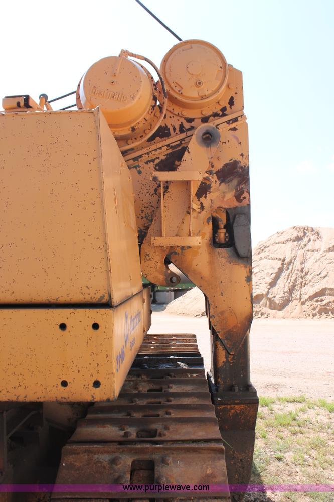 image for item I1553 Case 1450 pipelayer