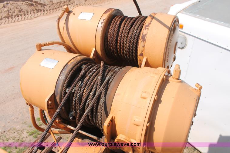 image for item I1553 Case 1450 pipelayer