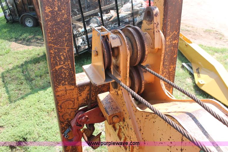 image for item I1553 Case 1450 pipelayer