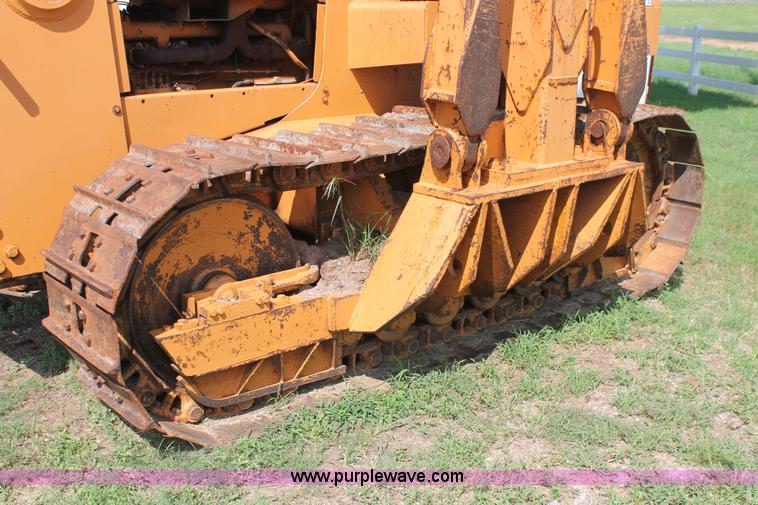 image for item I1553 Case 1450 pipelayer