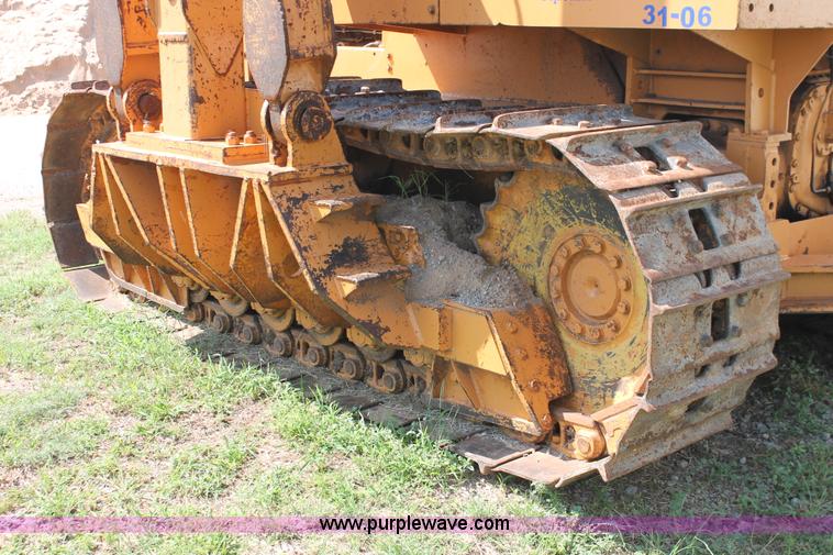 image for item I1553 Case 1450 pipelayer