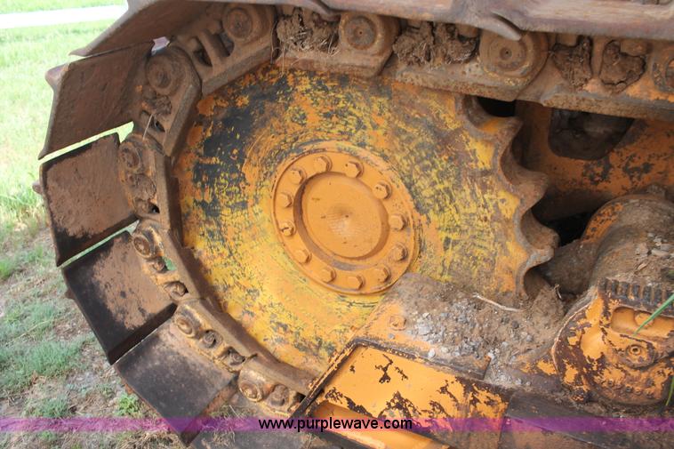 image for item I1553 Case 1450 pipelayer