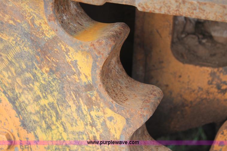 image for item I1553 Case 1450 pipelayer