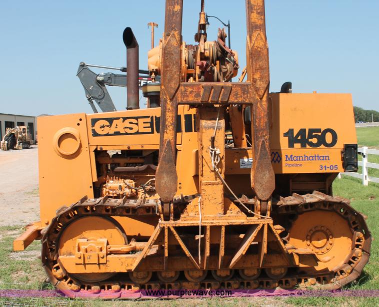 image for item I1554 Case 1450 pipelayer