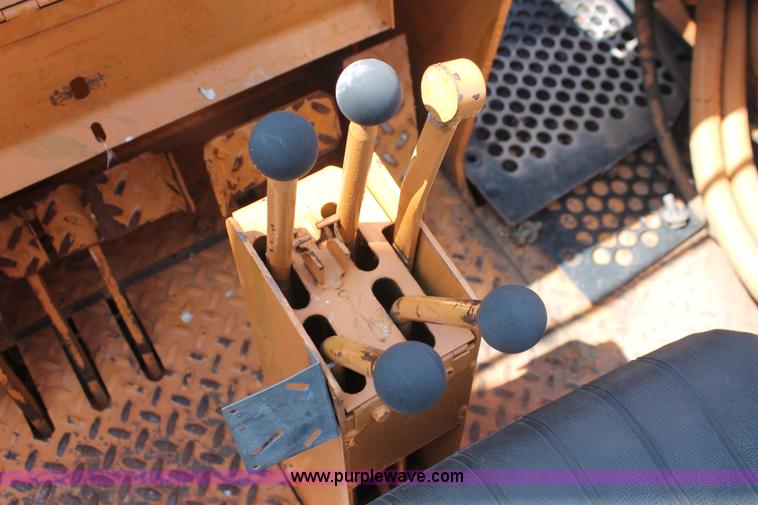 image for item I1554 Case 1450 pipelayer