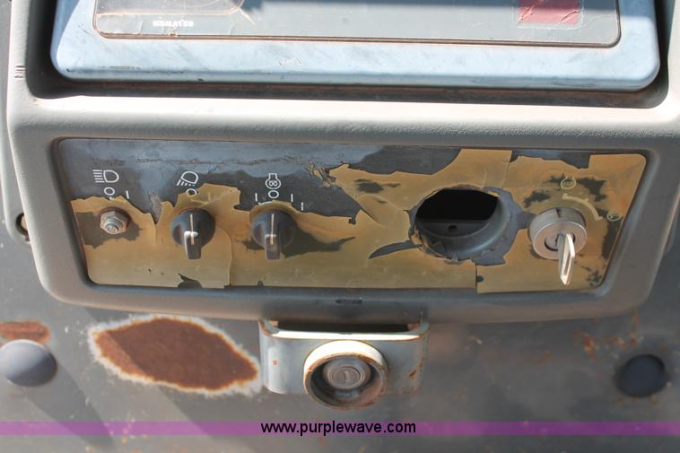 image for item I1555 1997 Komatsu D65EX-12 dozer