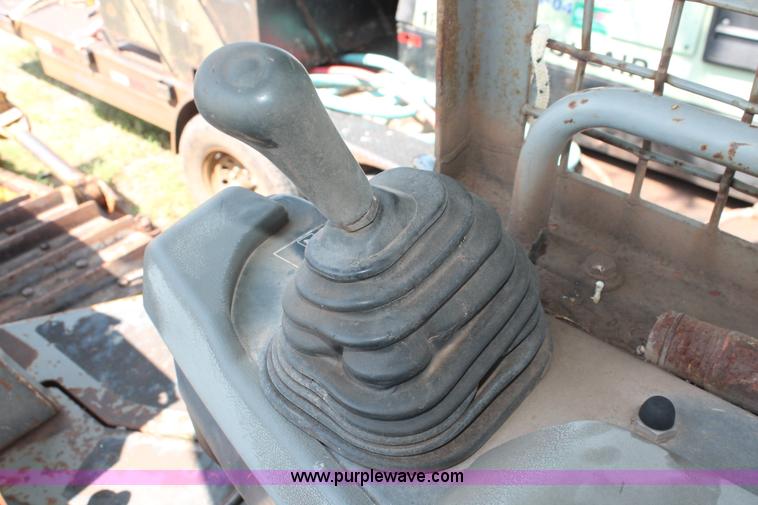 image for item I1555 1997 Komatsu D65EX-12 dozer