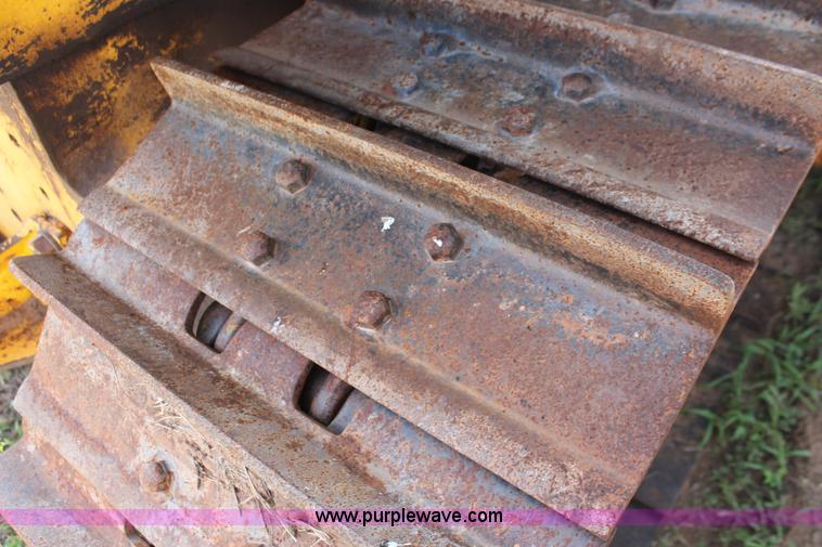 image for item I1555 1997 Komatsu D65EX-12 dozer