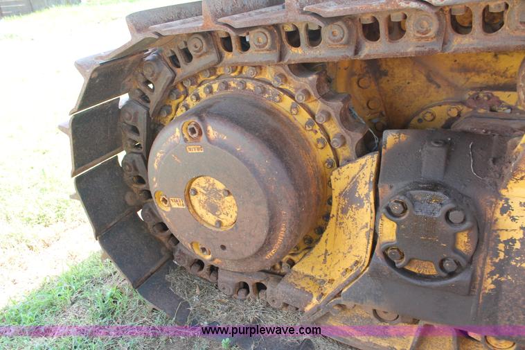 image for item I1555 1997 Komatsu D65EX-12 dozer