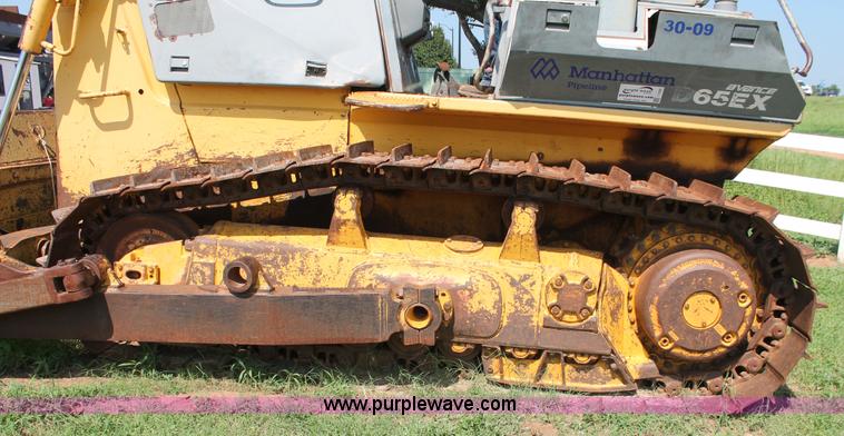 image for item I1555 1997 Komatsu D65EX-12 dozer