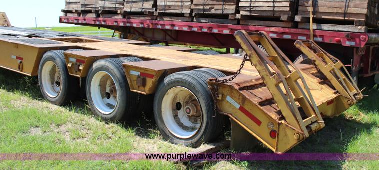 image for item I1559 1990 Trail King TK80RG-463 equipment trailer