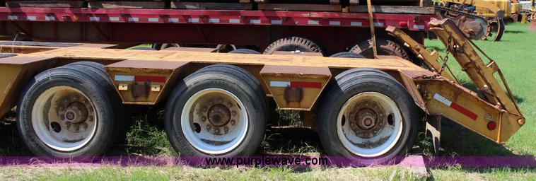 image for item I1559 1990 Trail King TK80RG-463 equipment trailer