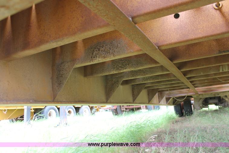 image for item I1559 1990 Trail King TK80RG-463 equipment trailer