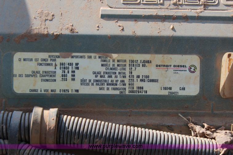 image for item I1560 1996 Freightliner FLD vacuum truck