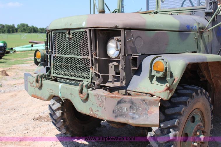 image for item I1561 1967 Kaiser M35 military truck