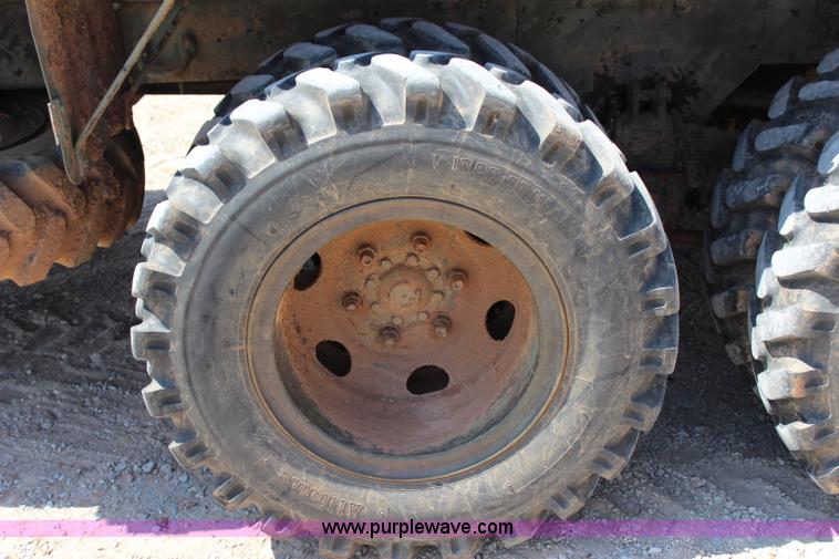 image for item I1561 1967 Kaiser M35 military truck