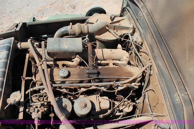 image for item I1561 1967 Kaiser M35 military truck