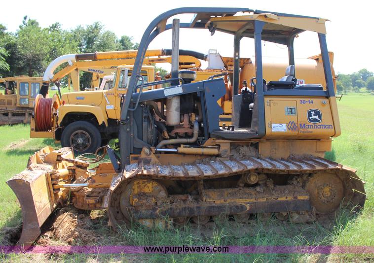 image for item I1562 2007 John Deere 650J LGP dozer