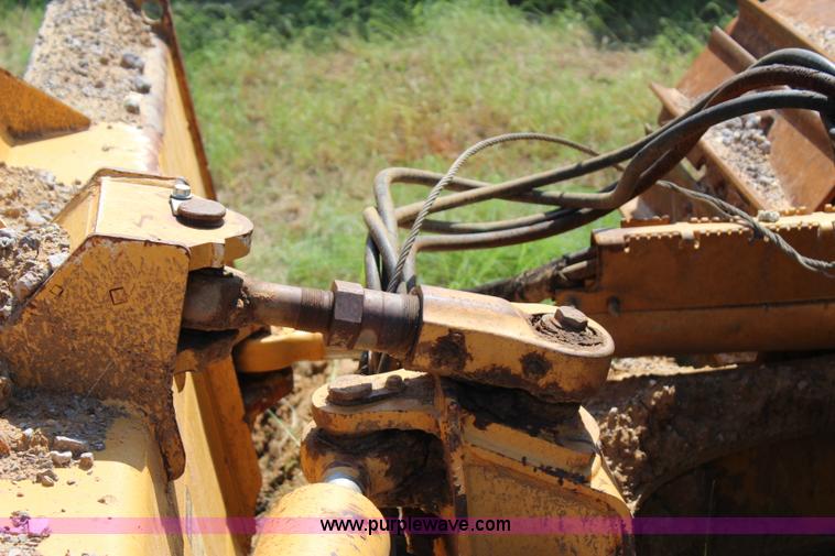 image for item I1562 2007 John Deere 650J LGP dozer