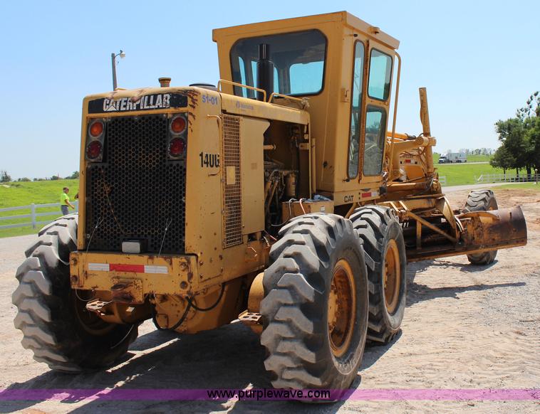 image for item I1563 1982 Caterpillar 140G motor grader