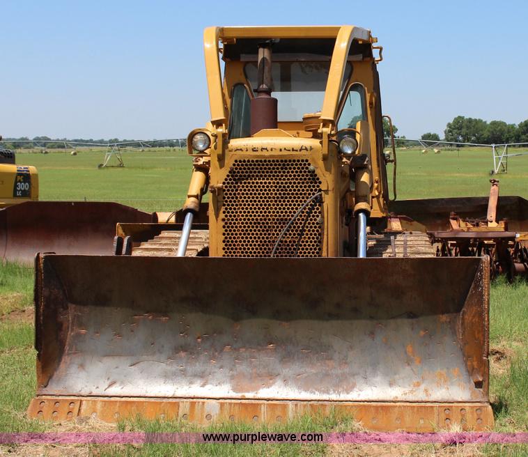 image for item I1564 1981 Caterpillar D6D dozer