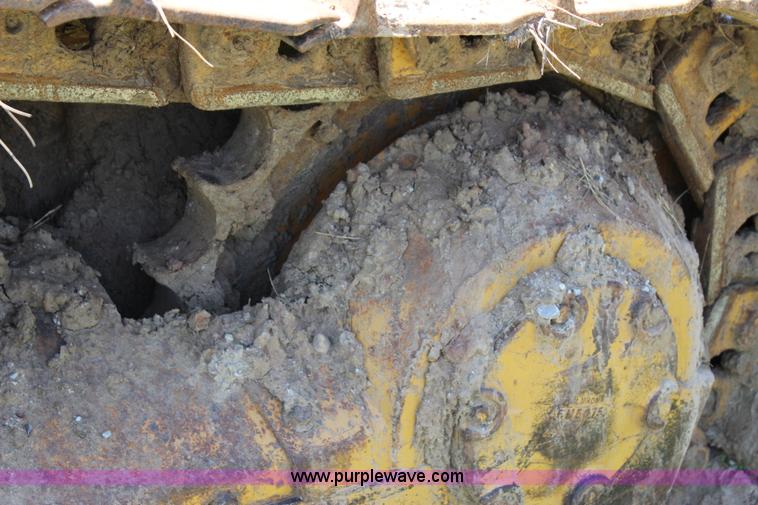 image for item I1564 1981 Caterpillar D6D dozer