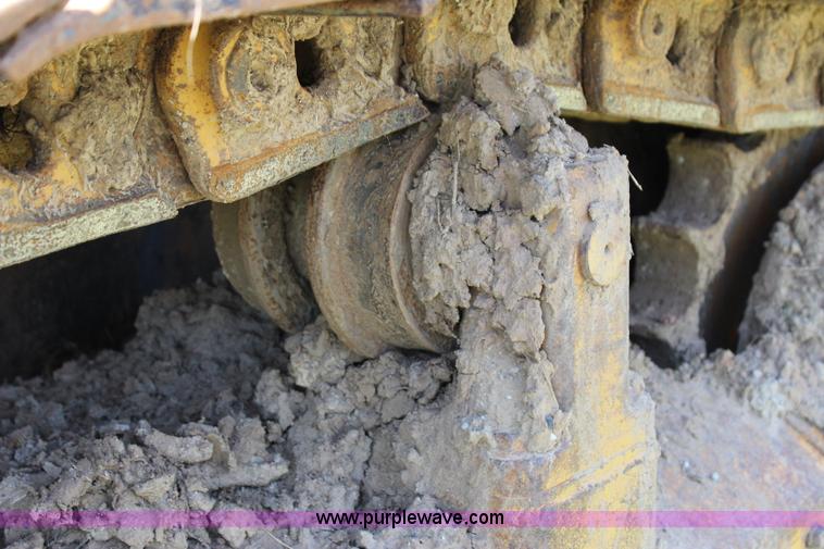 image for item I1564 1981 Caterpillar D6D dozer