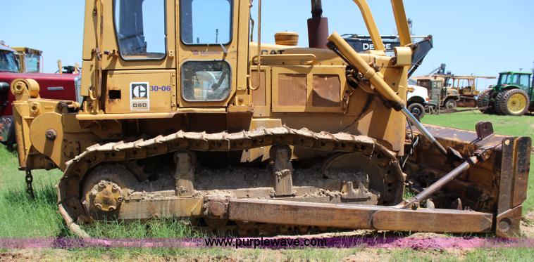 image for item I1564 1981 Caterpillar D6D dozer