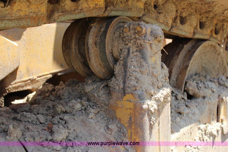 image for item I1564 1981 Caterpillar D6D dozer