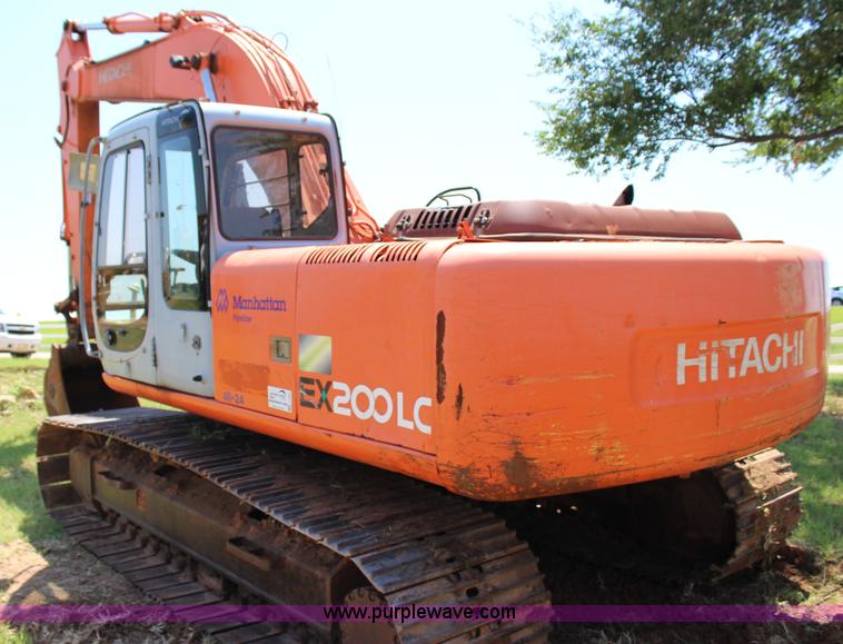 image for item I1565 2001 Hitachi EX200LC-5 excavator
