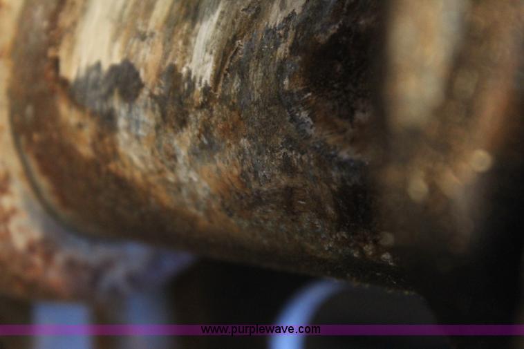 image for item I1565 2001 Hitachi EX200LC-5 excavator