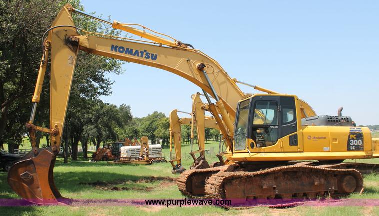 image for item I1566 2008 Komatsu PC300LC-8 excavator