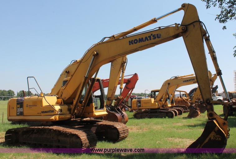 image for item I1567 2005 Komatsu PC200LC-7L excavator