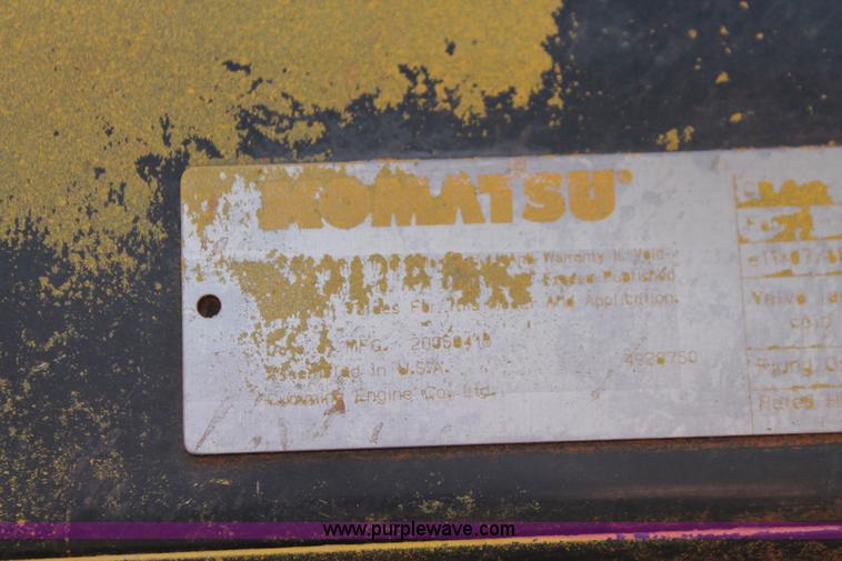 image for item I1567 2005 Komatsu PC200LC-7L excavator