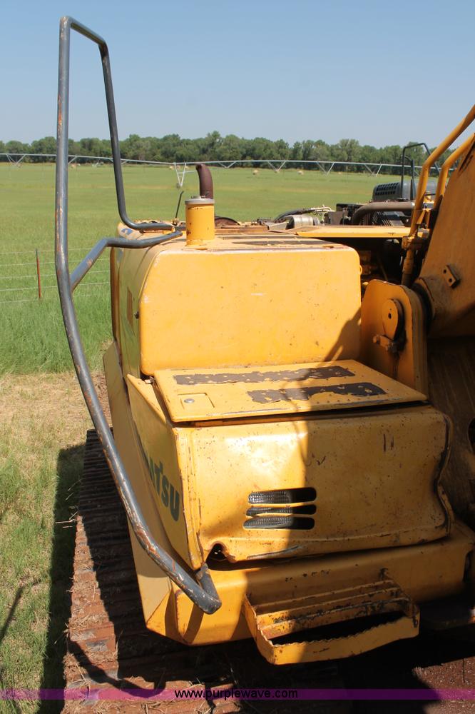 image for item I1567 2005 Komatsu PC200LC-7L excavator