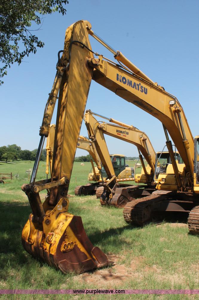 image for item I1567 2005 Komatsu PC200LC-7L excavator