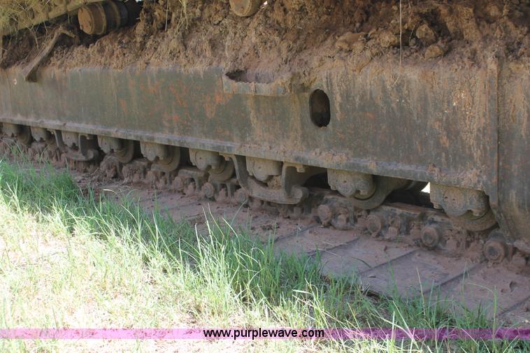 image for item I1567 2005 Komatsu PC200LC-7L excavator