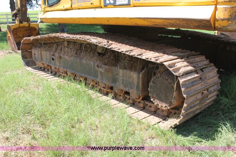 image for item I1567 2005 Komatsu PC200LC-7L excavator