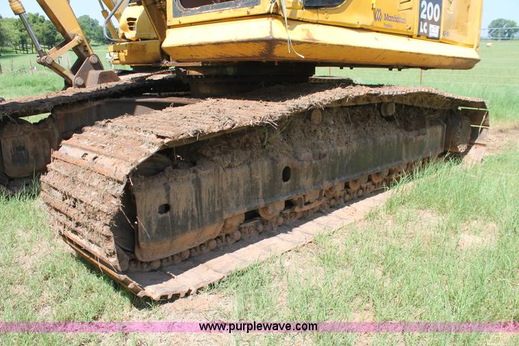 image for item I1567 2005 Komatsu PC200LC-7L excavator