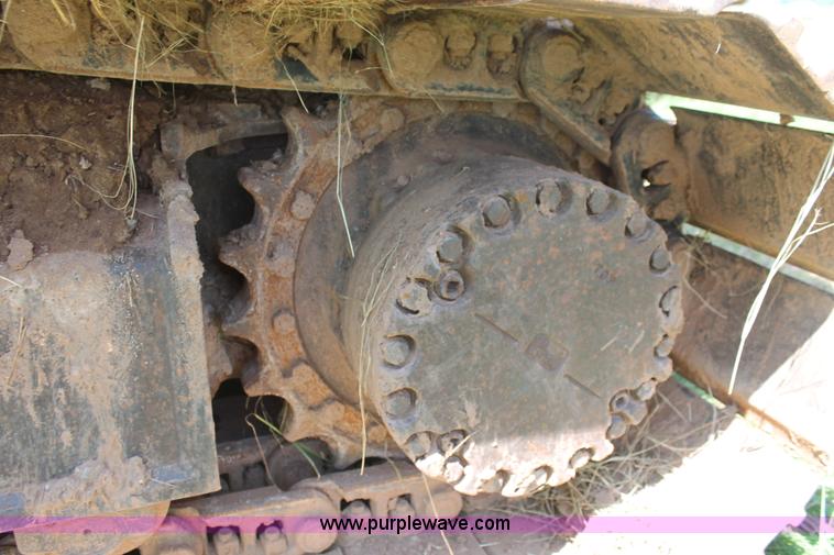 image for item I1567 2005 Komatsu PC200LC-7L excavator